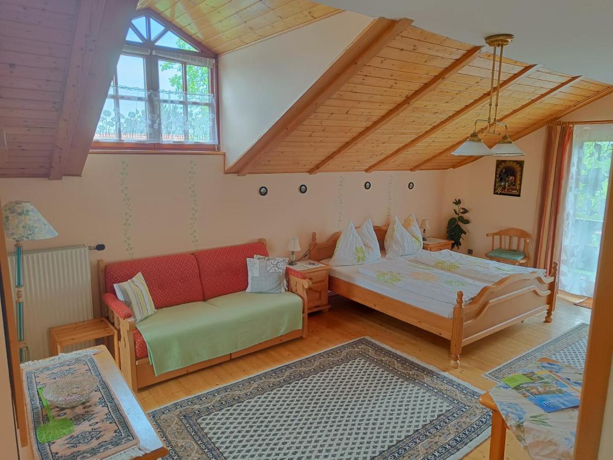 Haus Sundl - Privatzimmer Emmersdorf an der Donau Εξωτερικό φωτογραφία