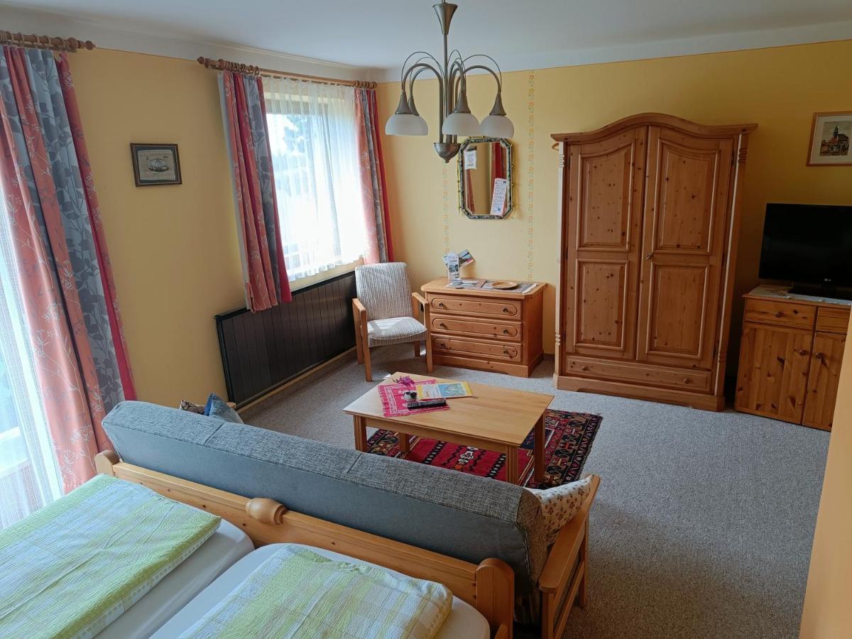 Haus Sundl - Privatzimmer Emmersdorf an der Donau Εξωτερικό φωτογραφία